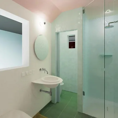 Hotel Not 3*