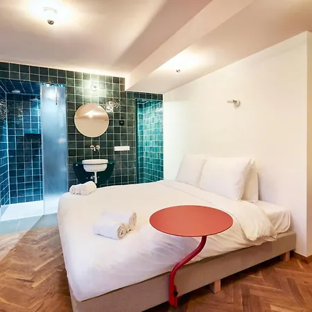 Hotel Not 3*