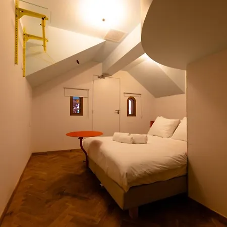 Hotel Not 3*